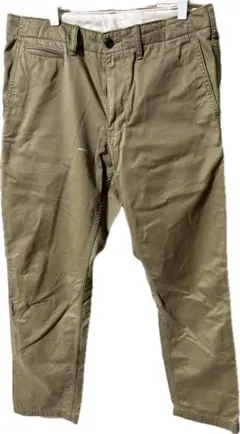 UNIQLO カーキ チノパン