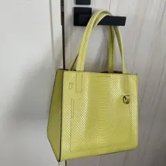 ジャンク品！バナリパ　本革レザー　レモンイエロークロコダイル風ショルダーバッグ