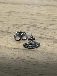 Vivienne Westwood ピアス ⚠︎片耳のみ Vivienne Westwood 【返品交換不可】ヴィヴィアンウエストウッド