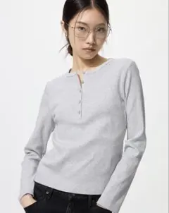 美品 UNIQLO ユニクロ リブヘンリーネックT 長袖 グレー M