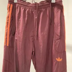 adidas オリジナルス　バーガンディ ナイロンジョガーパンツ　サイズL