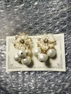花　パール　イヤリング 結婚式　ハンドメイド