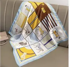 再入荷★スカーフ 大判　馬柄　おしゃれ シルク調 ストール きれい　秋　人気