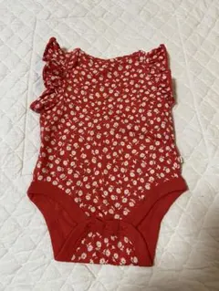 baby GAP赤い花柄ロンパース