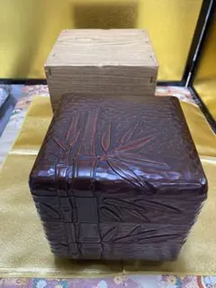 2枚セット 鎌倉彫り トレー 木製 朱塗 重厚感 漆製 重箱 葉の彫刻2025