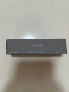 THREE エッセンシャルセンツ R 01 LIKE A FLOWER 30mlのサムネイル