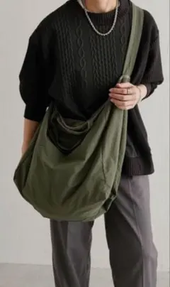 ear PAPILLONNER 2way バッグ　大容量　ショルダーバッグ