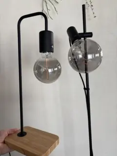 IKEA ホルスリンガフロアランプとテーブルランプセット電球付きのサムネイル