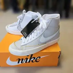 Nike Blazer Mid ホワイト