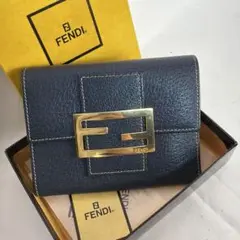 FENDI 長財布 フラップウォレット ピーカブー パイソンレザー ターン 