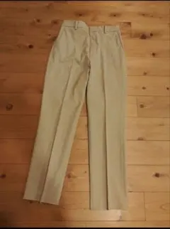 ユニクロ　UNIQLO　ベージュ　ストレートパンツ　サイズS