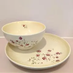 イマン リズ　花柄 食器セットのサムネイル
