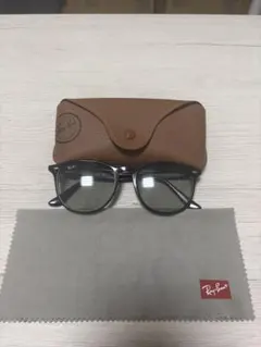 Ray-Ban サングラス ケース付き RB 4258-F - メルカリ