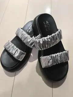 大人気♡ LAKOLE ラコレ サンダル