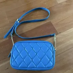 GUキルティングミニショルダーバック　ブルー系