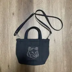 Maison Kitsuné ミニショルダーバッグ MAISON KITSUNE（メゾン キツネ） ショルダーバッグ FOX HEAD MINI