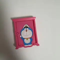 ハッピーセット ぼうけんに出かけよう！ どこでもドア&ドラえもんチャームセット