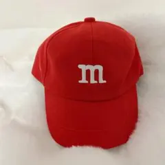 WHITE FANG 赤色キャップ mの刺繍 キッズ　可愛い 赤い帽子 子ども