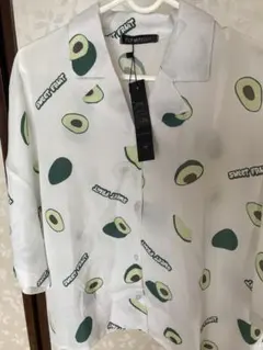 アボカドシャツ