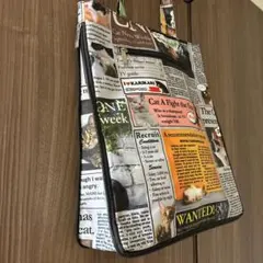 猫柄 新聞紙風 デザイン トートバッグ