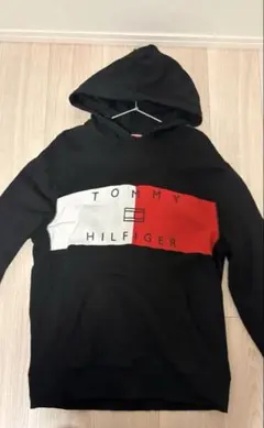 TOMMY HILFIGER パーカー Mサイズ 黒