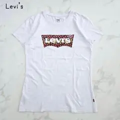 リーバイス　半袖Tシャツ(XS)花柄　ビッグロゴ　大人可愛い　カジュアル　春のサムネイル