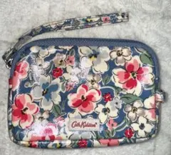 Cath Kidston 花柄ポーチ