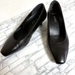 美品⭐︎アシックス GIROパンプス 22.5cm 本革 黒日本製 ジーロのサムネイル