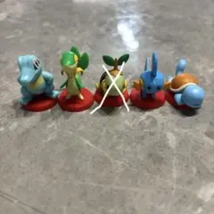 ポケモンチョコエッグ　旅立ちの3匹