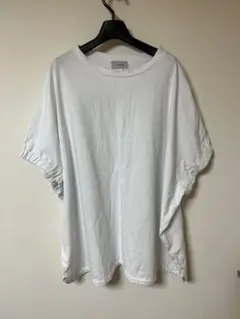 4L から5L相当　オーバーサイズ　白　袖ギャザーTシャツ