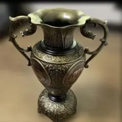 アンティーク鋳物　真鍮製花瓶　未使用品