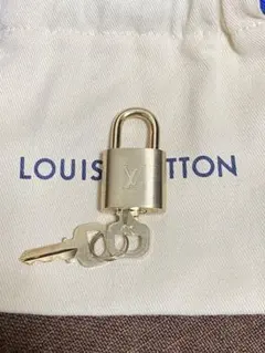 Item thumbnail for item c656c646-e5f8-454d-b785-8cf6d933051a