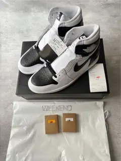 ナイキ NIKE　エアジョーダン1 レトロ ハイ OG 　ブラック/ホワイト