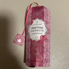 ジルスチュアート ハンドクリーム Strawberry & Teaのサムネイル