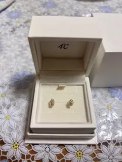 ​【新品】4℃ K10PG ダイヤモンドピアス 箱、 保証書付きのサムネイル