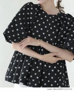 JENNE ドット柄 ペプラム 半袖 トップス - メルカリ