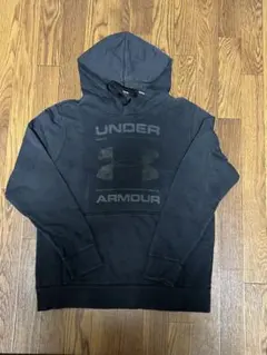 UNDER ARMOUR ブラック パーカー フード付き