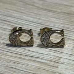 COACH シグネチャー　スタッド　ゴールド　ピアス　コーチ　ブランド
