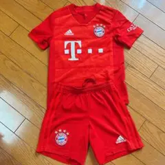 FC Bayern München サッカーウェアセット レッド　XS