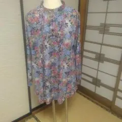花柄長袖チュニック　M～L 新品未使用品