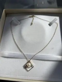 Velicia ダイヤモンドネックレス　0.3ct 証明書付 Velicia ダイヤモンドネックレス 0.3ct 証明書付