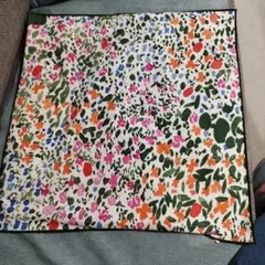 marimekko クッションカバー 花柄のサムネイル