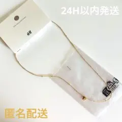 H&M ゴールドビーズネックレス　ちょう　バタフライのサムネイル