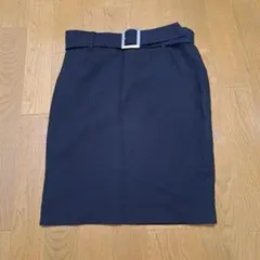 黒ミニタイトスカート