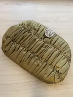 お値下げ！オリーブグリーン パール装飾 パーティーバッグ