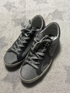 【GOLDEN GOOSE 】グレー スニーカーのサムネイル