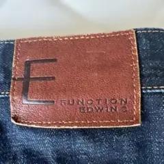 エドウィン　EDWIN デニムパンツ W29 日本製 ストレート 濃紺のサムネイル