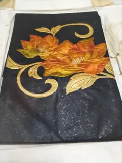 名古屋帯 花柄刺繍 黒地
