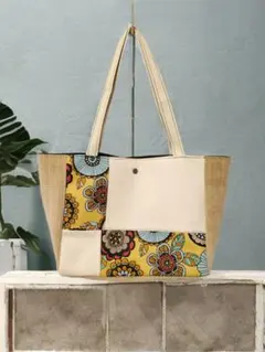 ハンドメイド　北欧花柄　パッチワークトートバッグ