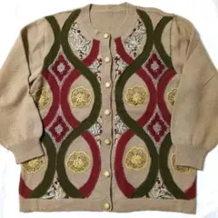 花模様モチーフ刺繍入りベージュニットカーディガン　ウール100%